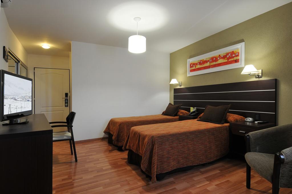 Los Sauces Hotel & Spa วิญาการ์ลอสปาซ ภายนอก รูปภาพ