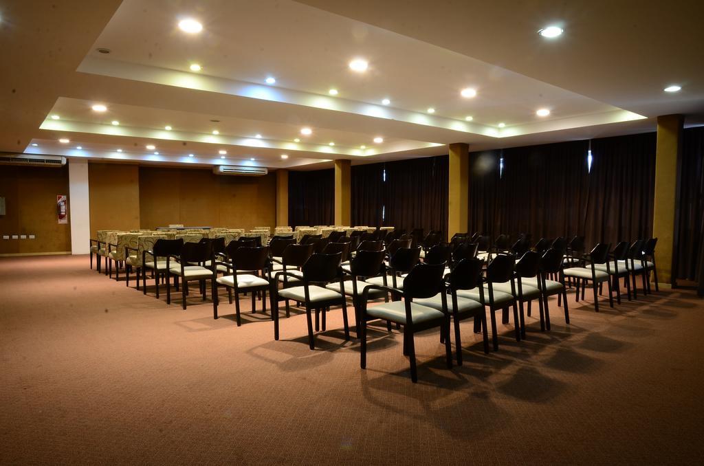 Los Sauces Hotel & Spa วิญาการ์ลอสปาซ ภายนอก รูปภาพ